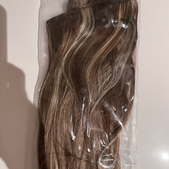 Real Hair Extensions - Picture 3 of 7